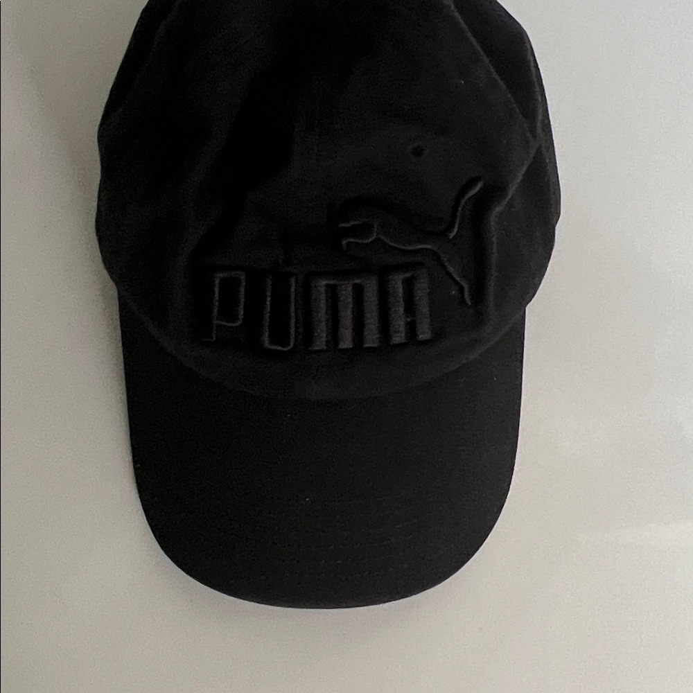 Puma Classic Black Cap - Picture 2 of 4